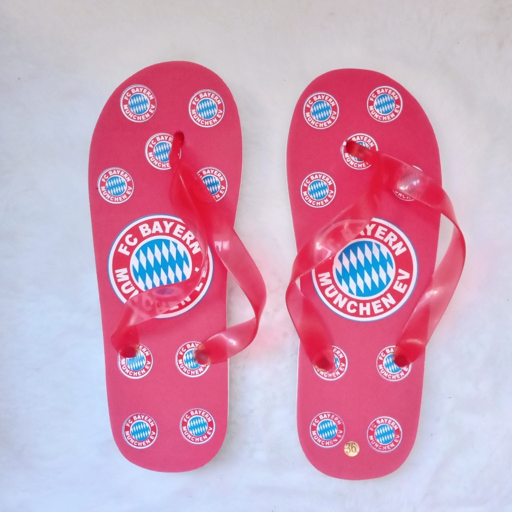 💮3/$20💮 FC Bayern Munich Flip Flops